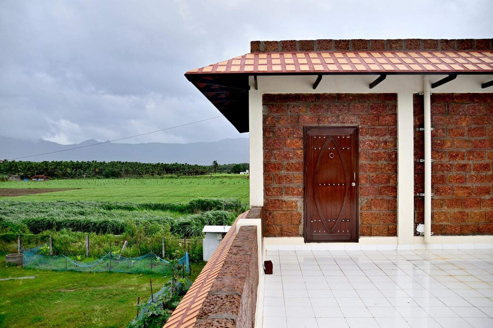 Lakshmi Illam Near Isha Yoga Adiyogi Apartment Alāndurai Exterior photo